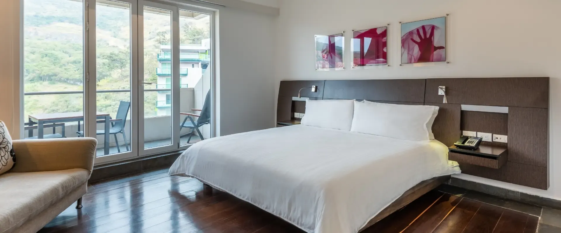 Luxury King Balcony Suite Spiwak Chipichape Cali Luxury King Balcony Suite Spiwak Chipichape Cali
