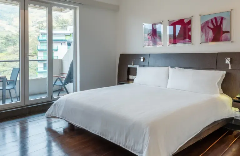 Luxury King Balcony Suite Spiwak Chipichape Cali Luxury King Balcony Suite Spiwak Chipichape Cali