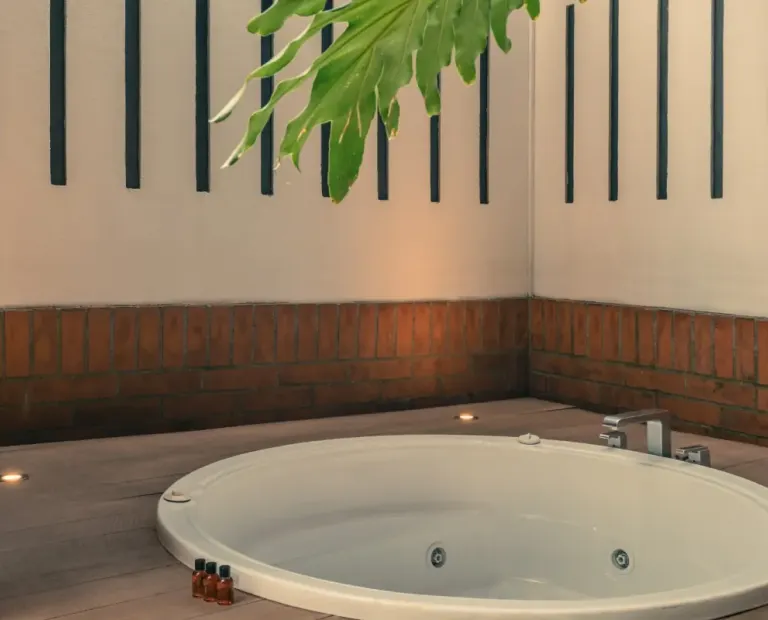 Luxury King con Jacuzzi Suite Spiwak Chipichape Cali Luxury King con Jacuzzi Suite Spiwak Chipichape Cali