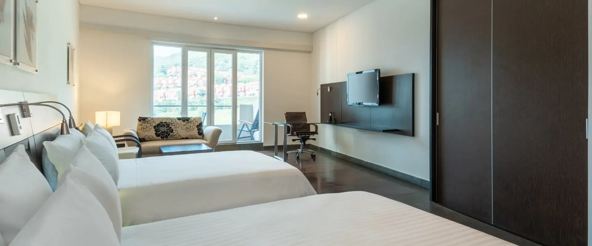 Luxury Twin Balcony Suite Spiwak Chipichape Cali Luxury Twin Balcony Suite Spiwak Chipichape Cali
