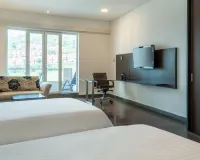Luxury Twin con Balcón Suite Spiwak Chipichape Cali Luxury Twin con Balcón Suite Spiwak Chipichape Cali