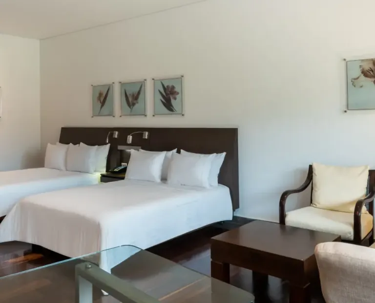 Luxury Twin con Balcón Suite Spiwak Chipichape Cali Luxury Twin con Balcón Suite Spiwak Chipichape Cali