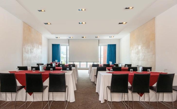 Salón Hacienda Pichichí Hoteles Spiwak Salón Hacienda Pichichí Hoteles Spiwak